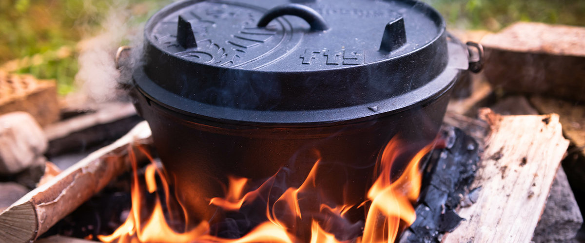 Dutch oven on open fire
